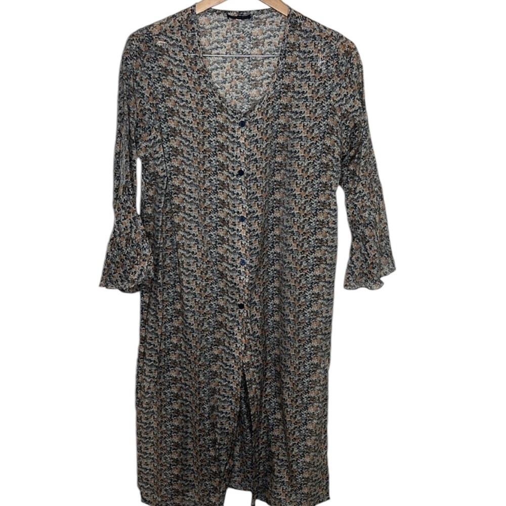 Isabella Rossi Sheer Floral Long Bell Sleeve Button Up Cover Up Women Size 10